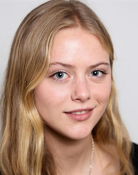 Diễn viên Phoenix Connolly