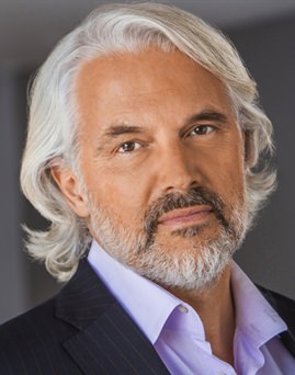 Diễn viên Peter Blankenstein