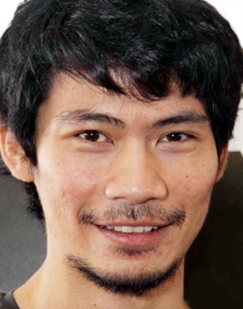 Diễn viên Donny Alamsyah