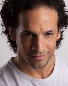 Diễn viên Andrew Dasz