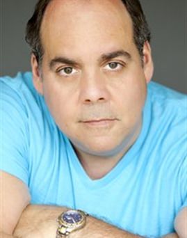 Diễn viên Mark Camacho