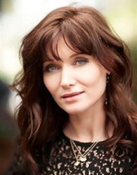 Diễn viên Essie Davis